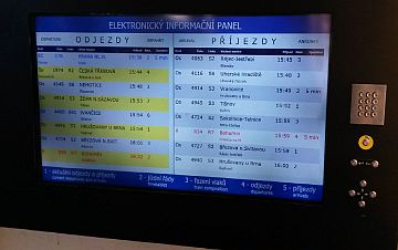 Obrzek LCD odjezdovho panelu. kliknutm spustte zvuk.